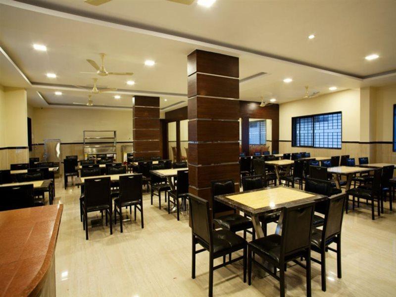 Hotel Mahalakshmi Residency كوليورو المظهر الخارجي الصورة