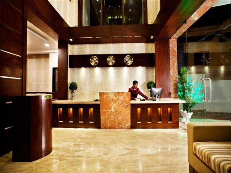 Hotel Mahalakshmi Residency كوليورو المظهر الخارجي الصورة